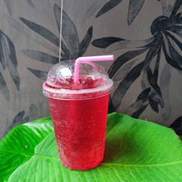 แฟนต้า น้ำแดง+น้ำแข็ง