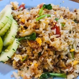 ข้าวผัดแหนม