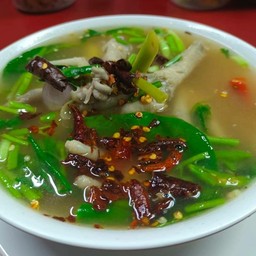 ครัวริมน้ำคลองสี่ ตลาดมหาลาภ