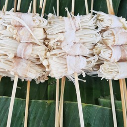 มะหล่าเห็ดเข็มทอง