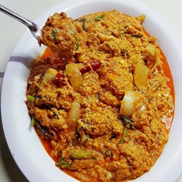 รวมทะเลผัดผงกระหรี่