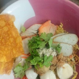 ร้านก๋วยเตี๋ยวบังเอิญ  สูตรต้มยำโบราณ กรุงเทพ