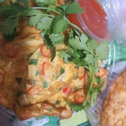 ข้าวราดไข่เจียว 1 ฟอง