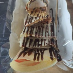 เครปกรอบแบบตัดเลือกไส้เองได้