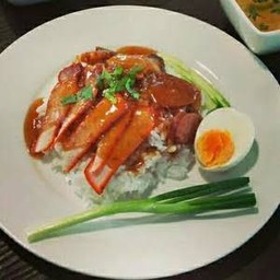 ข้าวหมูแดง