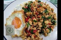 ข้าวจุใจไก่อิ่มคุ้ม