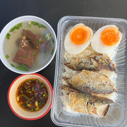 ข้าวปลาทูแกะ(แจ่วและพริกน้ำปลา)