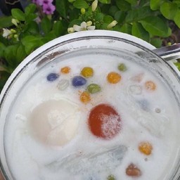 บัวลอยไข่คู่