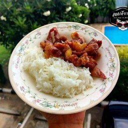 ข้าวหน้าหมูแดดเดียวสันคอ