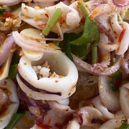 ซีฟู้ดย่าง&ยำ By บ้านหมึกหรอย