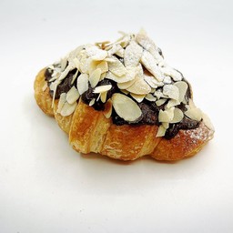 ครัวซองช้อคอัลมอนด์ Dark Chocolate Almond Croissant