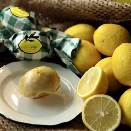 *LEMON POPPYSEED CAKE