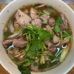 ต้มแซบเนื้อ