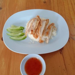 ข้าวมันไก่ทอด