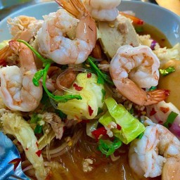 ยำวุ้นเส้นทะเล