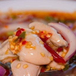 ยำ & ลูกชิ้นทอด พารวย ยำ & ลูกชิ้นทอด พารวย