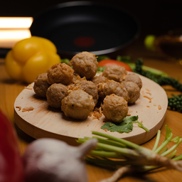 Small Bites ลูกชิ้นแท้ หลัง มข