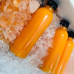 ร้านทอฝัน ผลไม้สดปั่น  หลังวัดชนะสงคราม