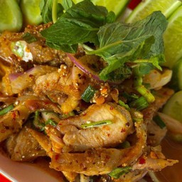 น้ำตกหมู