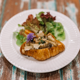 ครัวซองเห็ดทรัฟเฟิล