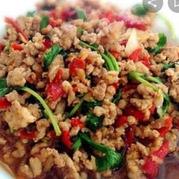 กะเพาหมูสับ