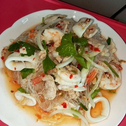 ยำวุ้นเส้นรวมทะเล