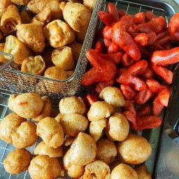 แพนด้าลูกชิ้นปลาระเบิด by เพลงข้าวเกรียบเห็ด 1