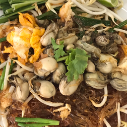 ผัดไทหอยนางรม
