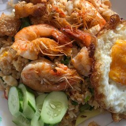 เจ๊หมอนอาหารตามสั่ง&ก๋วยเตี๋ยวไก่มะละ