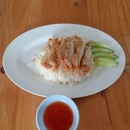 ข้าวมันไก่ทอด พิเศษ