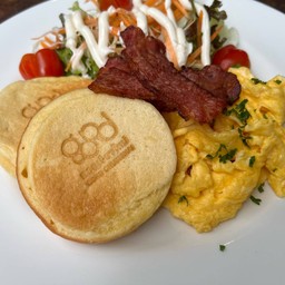 Pancake Scrambled Eggs Bacon - แพนเค้กไข่ข้นเบค่อน