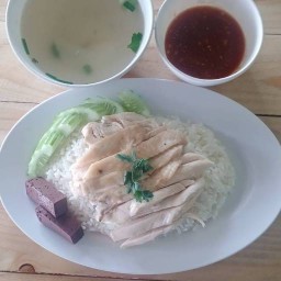 เจ๊โมข้าวมันไก่+ตามสั่ง