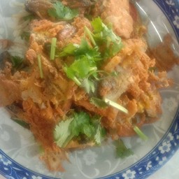 ป้าตุ๋ย ผัดไทย-หอยทอด