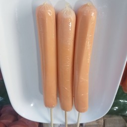 ลูกชิ้นทอดพี่หน่อย(ตลาดธันวา)