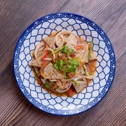 ยำหมูยอ