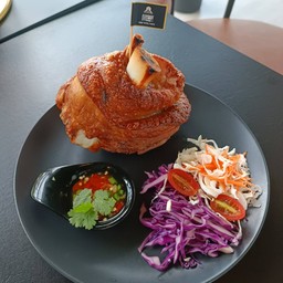 ขาหมูเยอรมัน