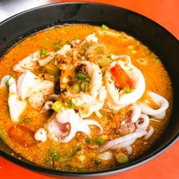 ก๋วยเตี๋ยวต้มยำทะเลรสเด็ด