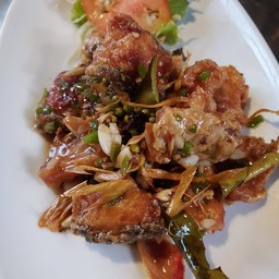 ปลาทอดพริกเกลือ