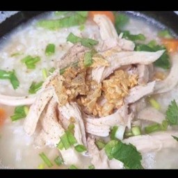 ข้าวต้มไก่ชิ้น