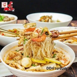 ก๋วยจั๊บญวนต้มยำทะเล