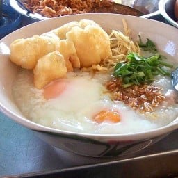 กฤษโอชา โจ๊กหมู ปาท่องโก๋ หมู่บ้านเมืองทอง