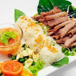 เส้นหมี่หมูย่างใบชะพลู (เล็ก)