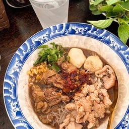 ทองแท้ก๋วยเตี๋ยวเรือ พิษณุโลก