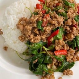 รถใหม่กระเพาเด็ด -