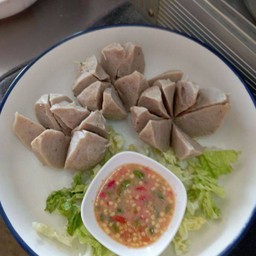 ลูกชิ้นลวก