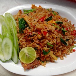 ข้าวผัดขี้เมา (โปรดเลือกเนื้อสัตว์ )
