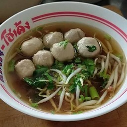 เกาเหลาลูกชิ้นหมูน้ำใส