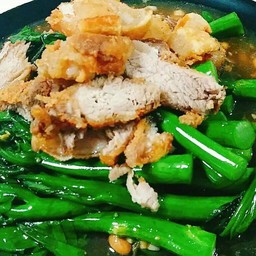 กวางตุ้งฮ่องกงน้ำมันหอยหมูกรอบราดข้าว