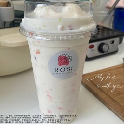 โยเกิร์ต ปีโป้ ปั่น