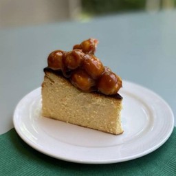 MACADAMIA CHEESE CAKE